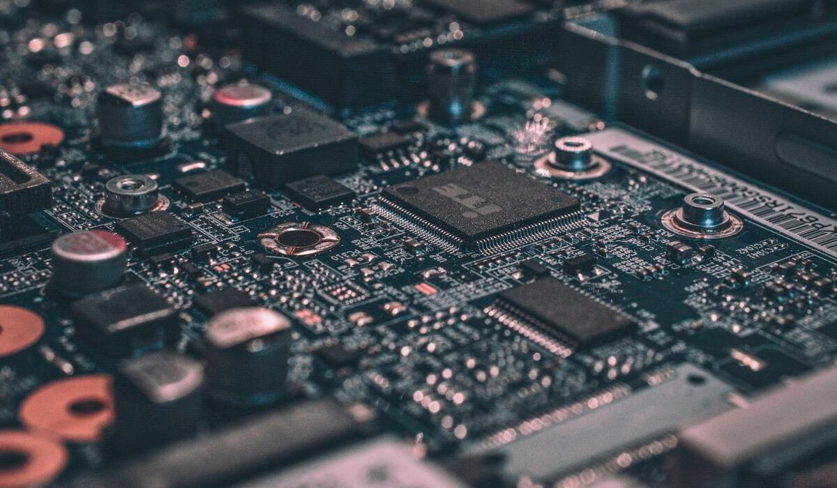 Electronic circuit board representing intelligent automation for manufacturing businesses